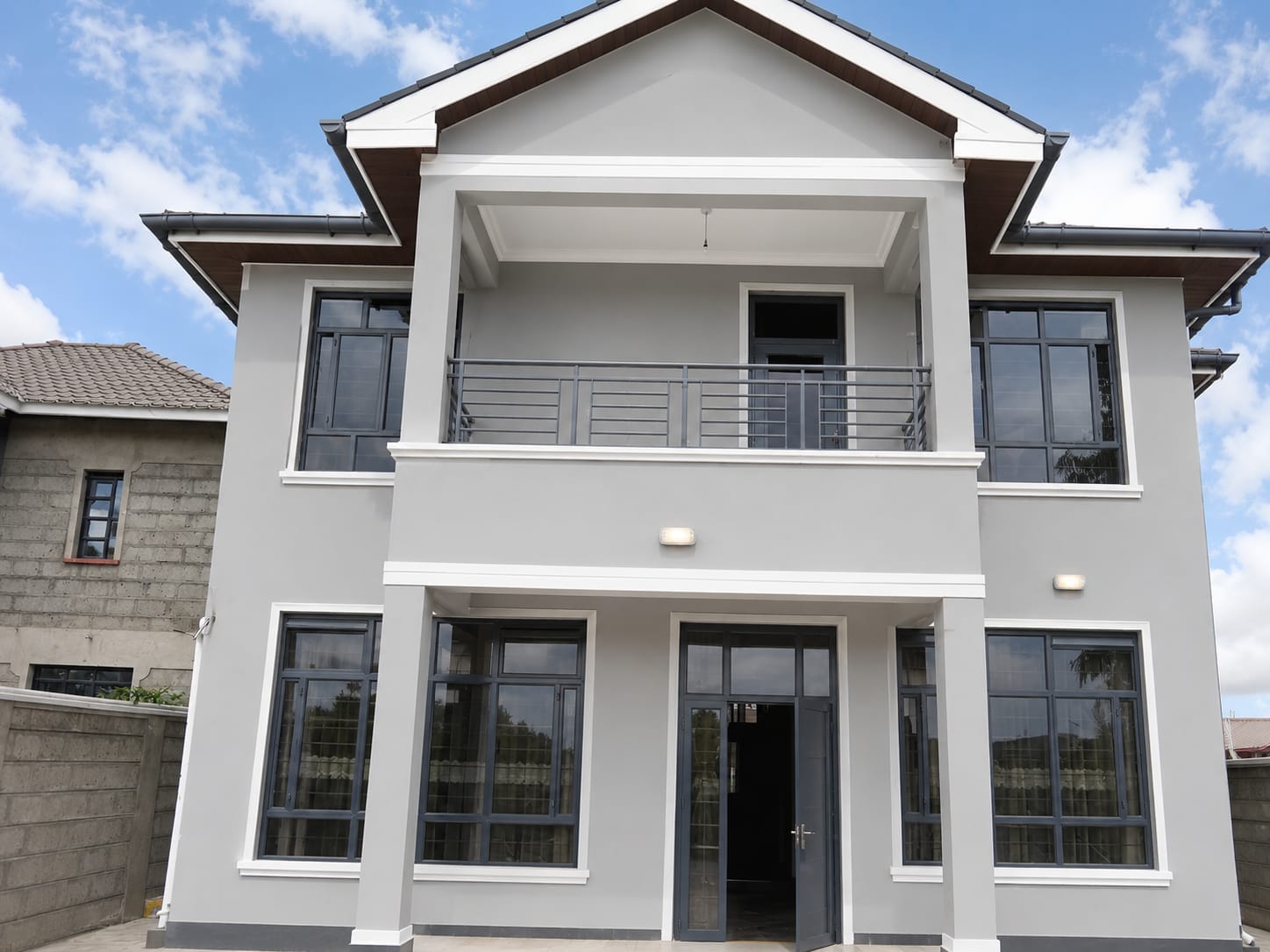 A real house photo you can upload to try paint colours in the AI Colour Visualizer